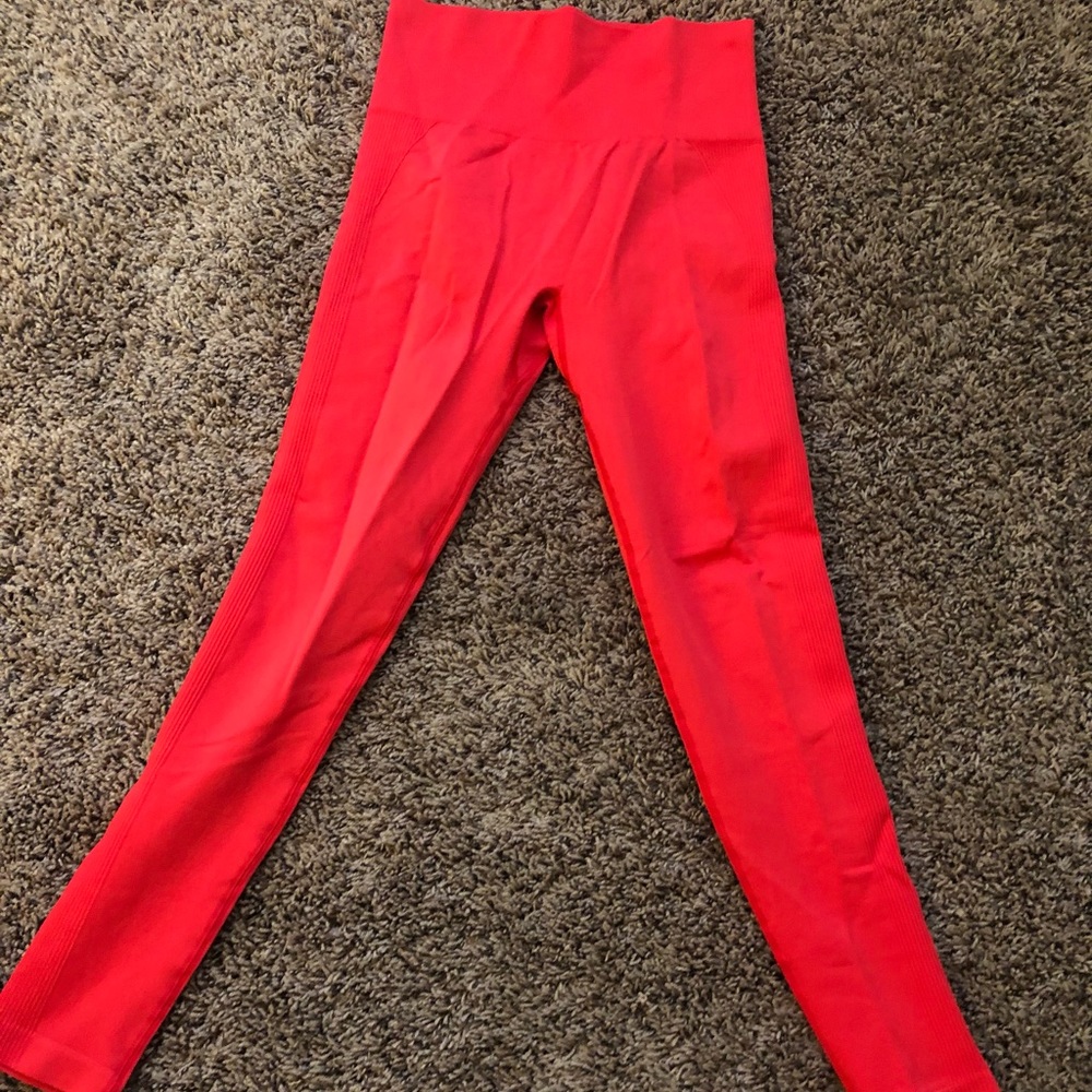 Butt scrunched leggings #2, size: large